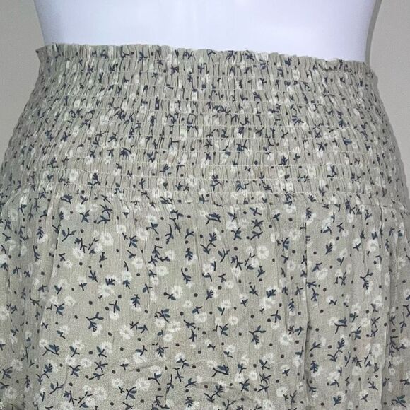 Kendall + Kylie Ditzy Floral Elastic Ruched Waist Ruffle Flirty‎ Mini Skirt - Picture 6 of 12